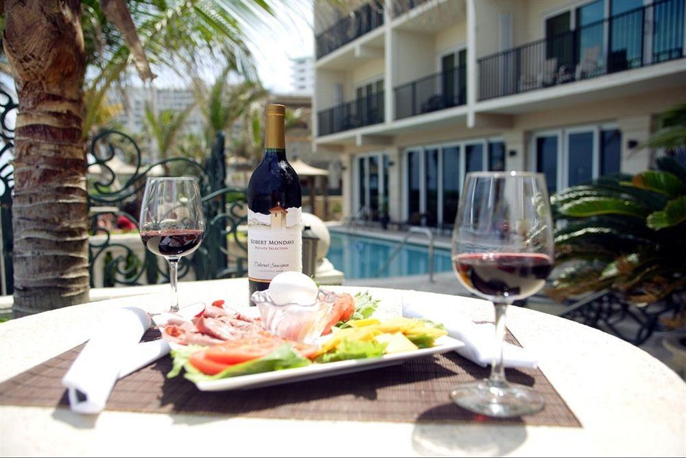 The Sea Lord Hotel & Suites (Adults Only) Lauderdale-by-the-Sea Buitenkant foto