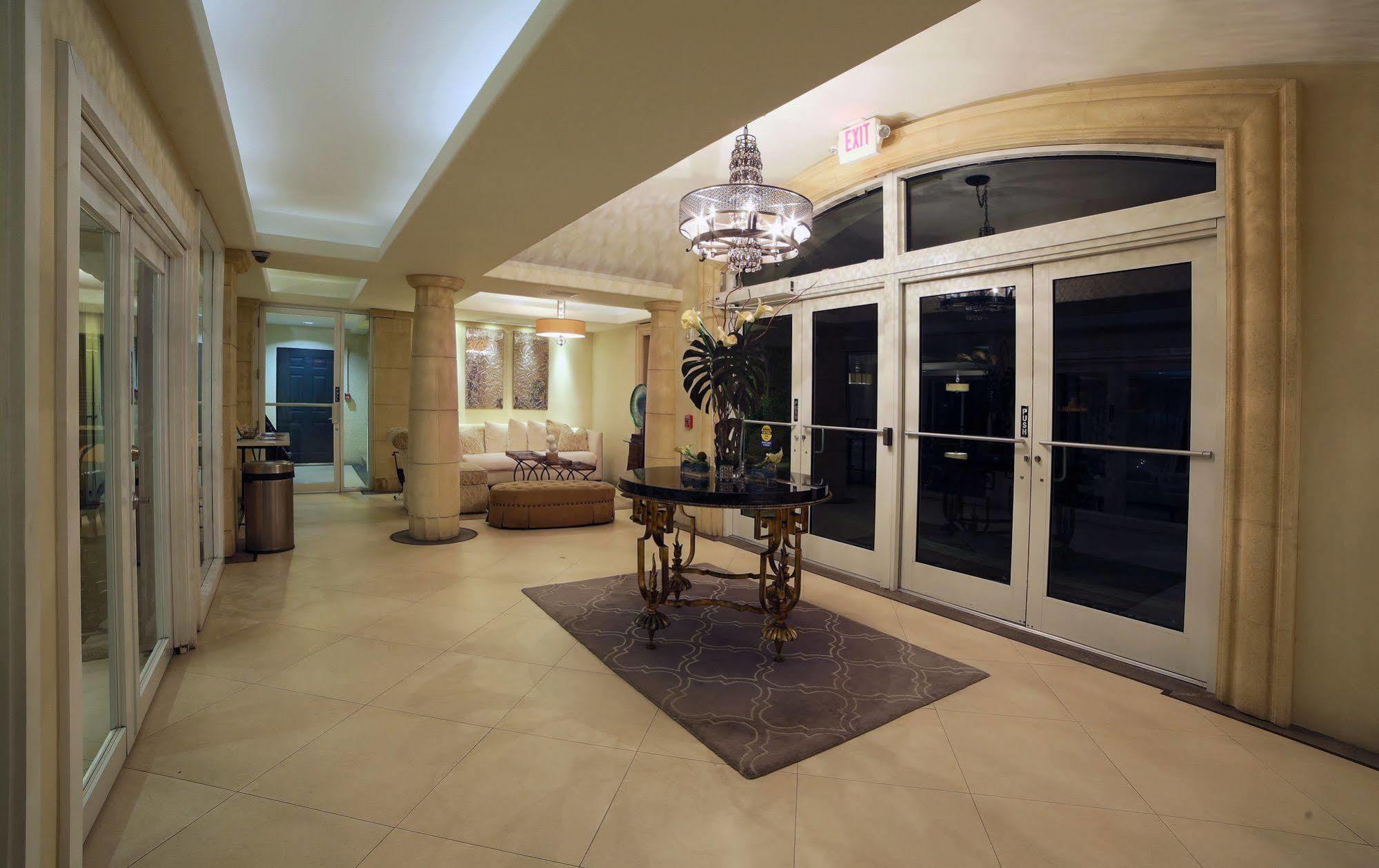 The Sea Lord Hotel & Suites (Adults Only) Lauderdale-by-the-Sea Buitenkant foto