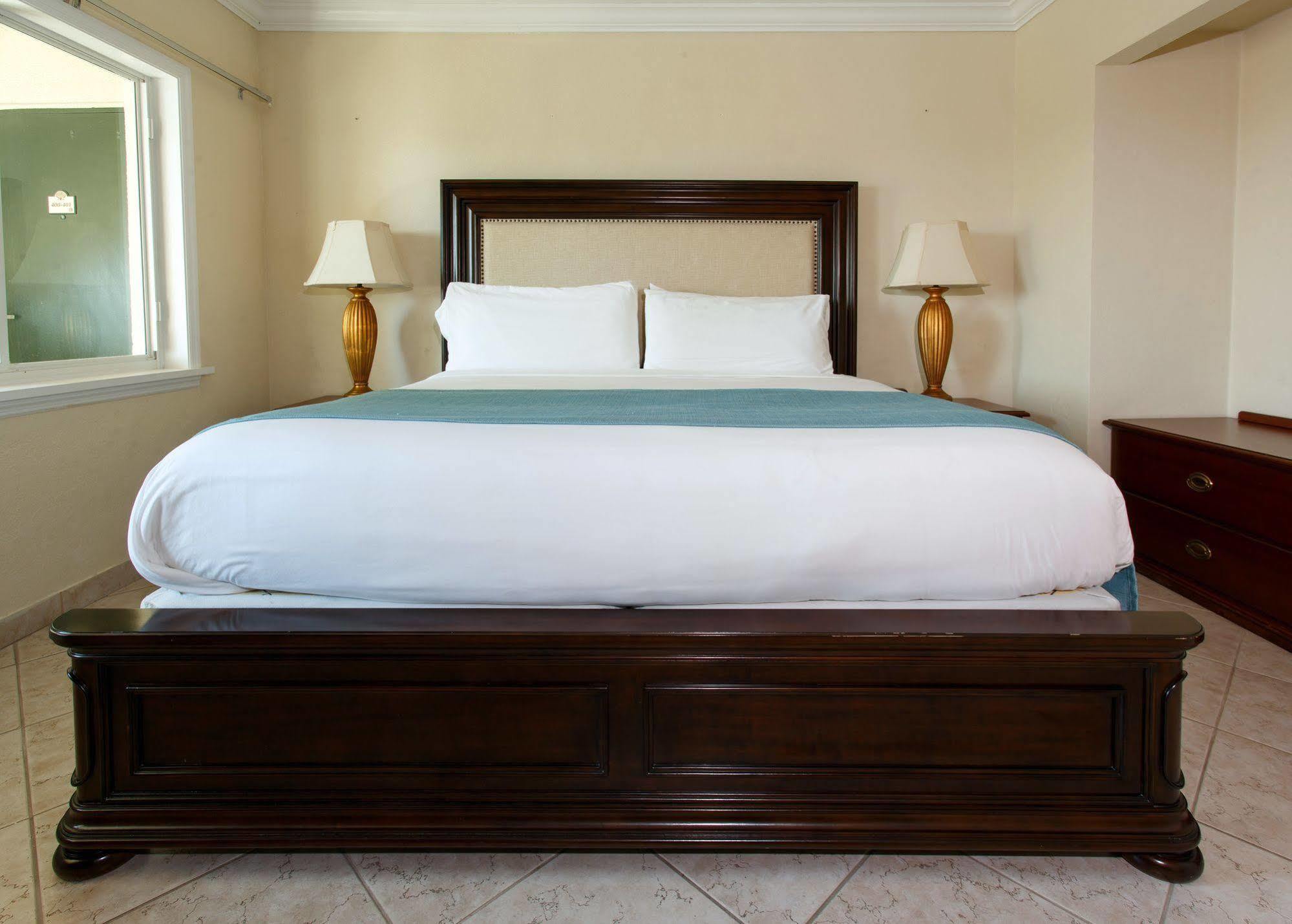 The Sea Lord Hotel & Suites (Adults Only) Lauderdale-by-the-Sea Buitenkant foto