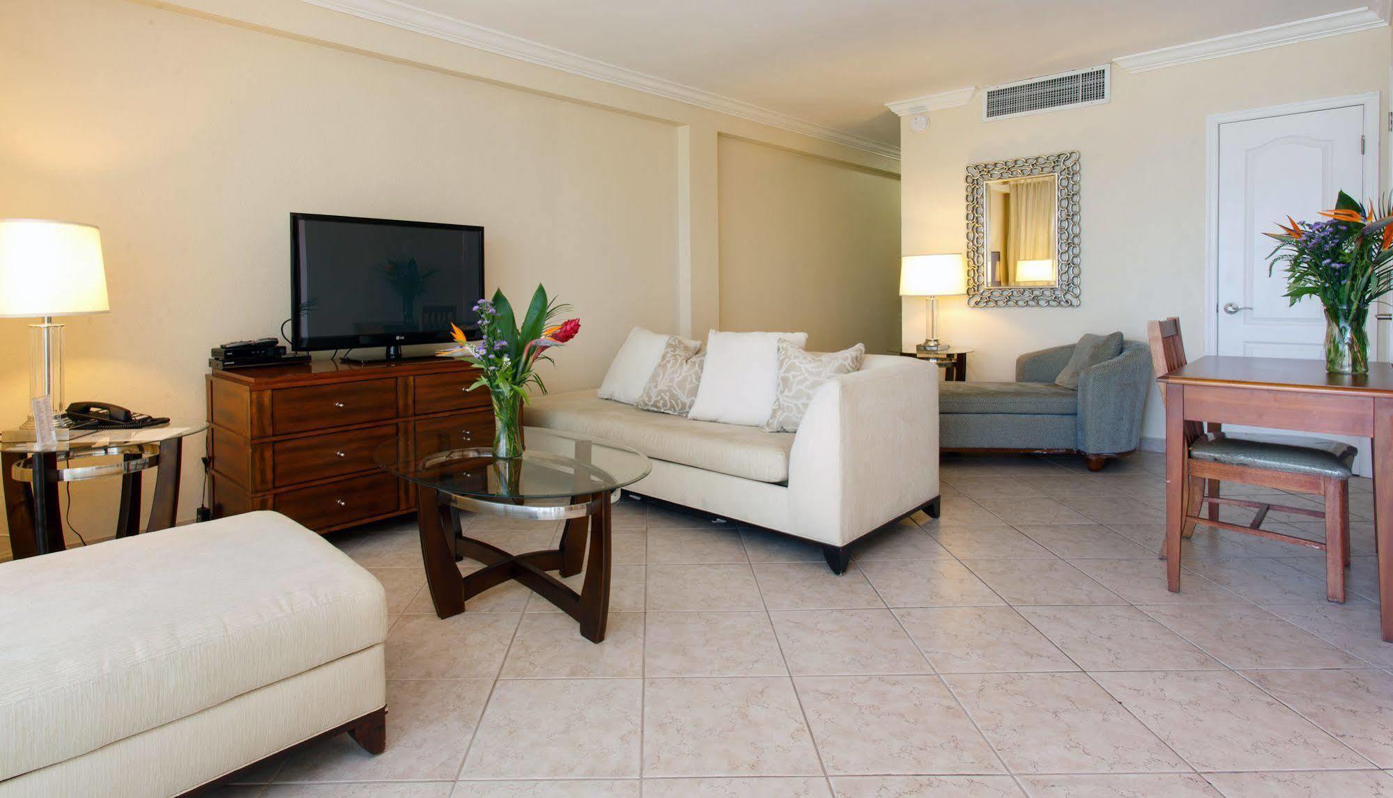 The Sea Lord Hotel & Suites (Adults Only) Lauderdale-by-the-Sea Buitenkant foto